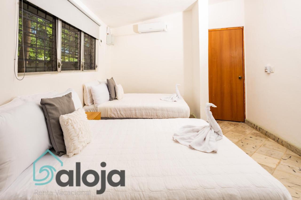 Villa Xtohil With Private Access To The Magic 7 Colors Lagoon 巴卡拉尔 外观 照片