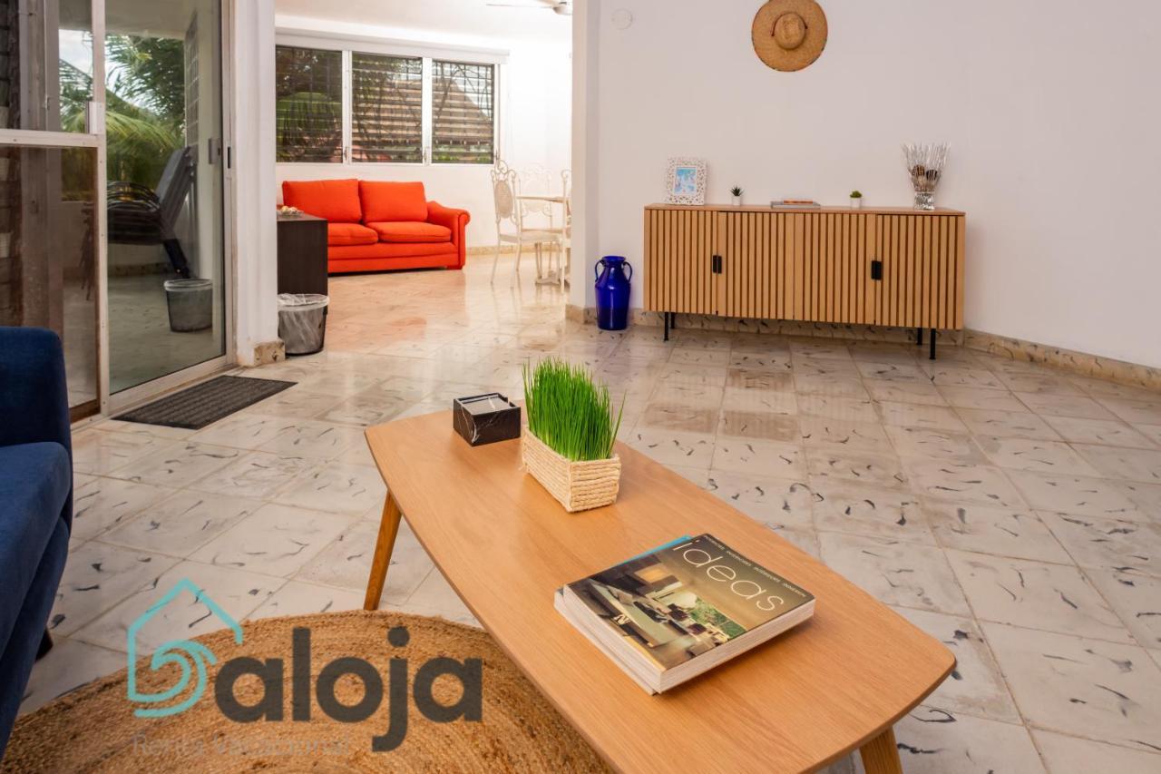 Villa Xtohil With Private Access To The Magic 7 Colors Lagoon 巴卡拉尔 外观 照片