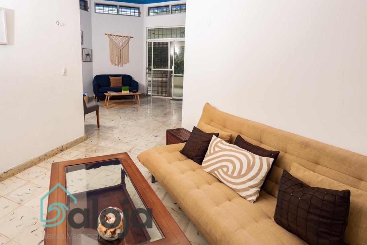 Villa Xtohil With Private Access To The Magic 7 Colors Lagoon 巴卡拉尔 外观 照片