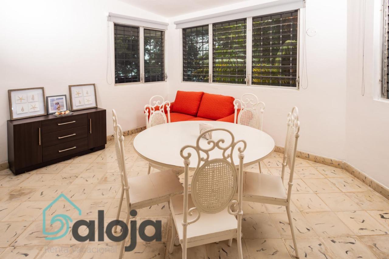 Villa Xtohil With Private Access To The Magic 7 Colors Lagoon 巴卡拉尔 外观 照片
