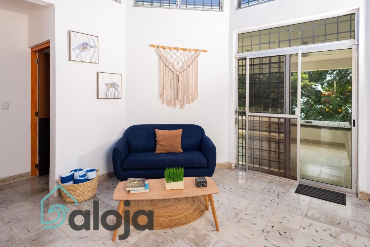 Villa Xtohil With Private Access To The Magic 7 Colors Lagoon 巴卡拉尔 外观 照片